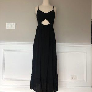 AERIE MEDIUM BLACK FLOWY SOFT MAXI DRESS